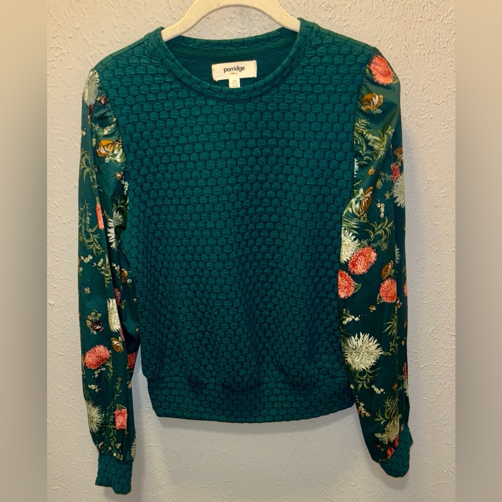 Anthropologie Porridge Top Sweater Green Teal Floral Sleeve Sz XS